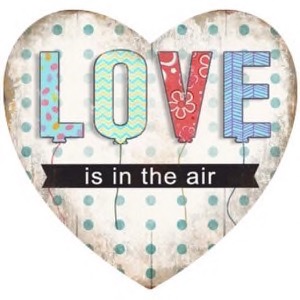 Magnet 8x8cm Love Is In The Air